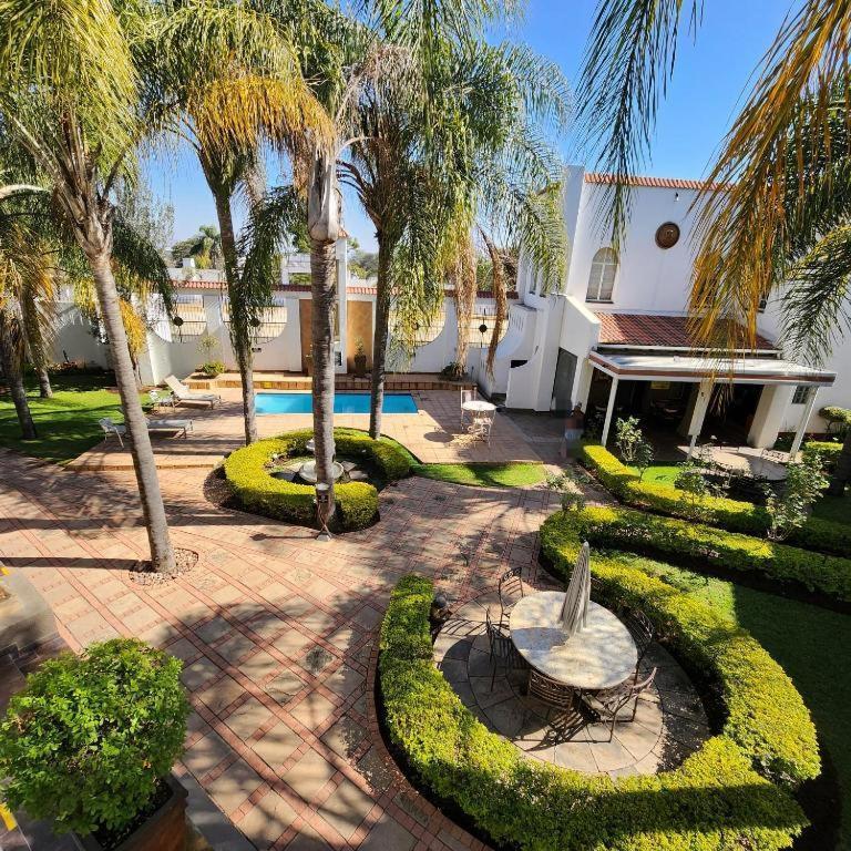Casa Grande Guest Lodge Бритс Экстерьер фото