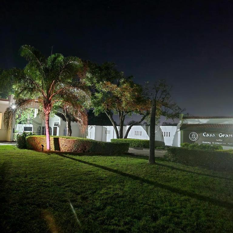 Casa Grande Guest Lodge Бритс Экстерьер фото