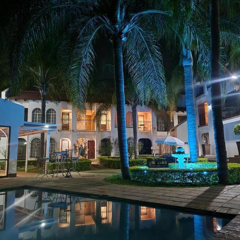 Casa Grande Guest Lodge Бритс Экстерьер фото
