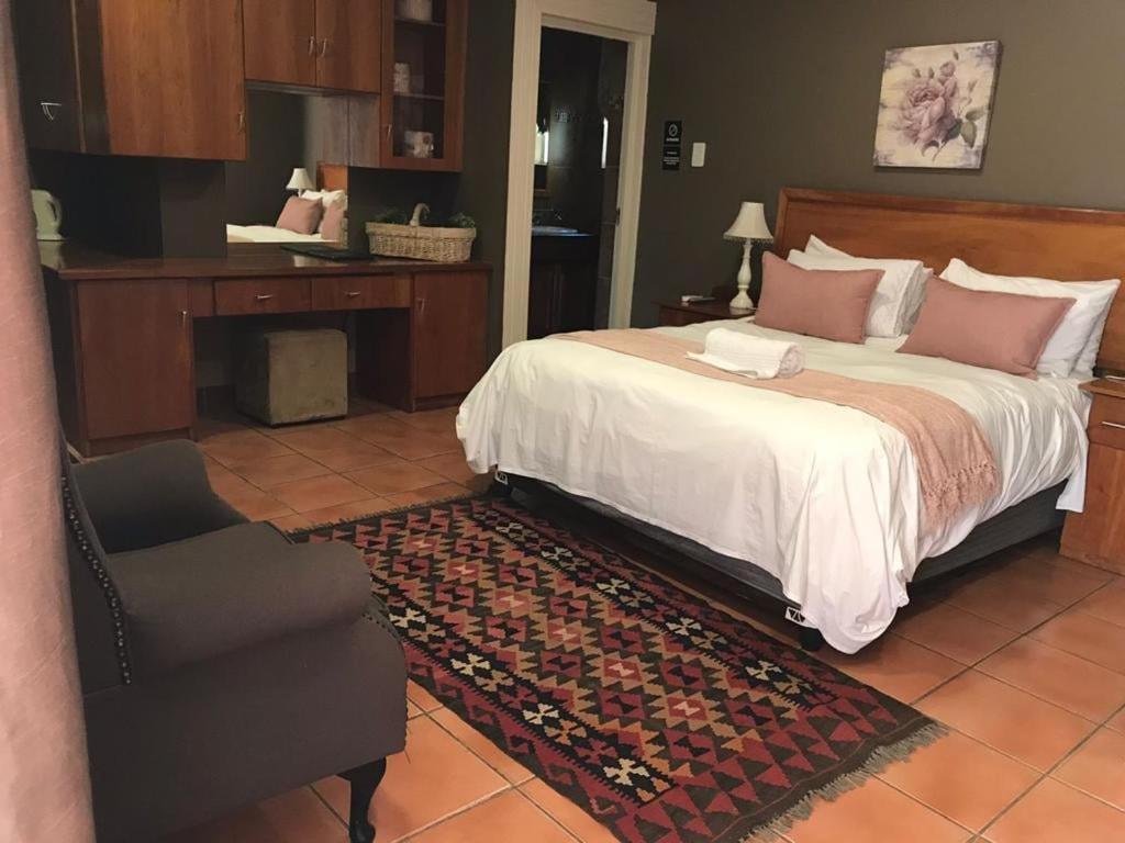 Casa Grande Guest Lodge Бритс Экстерьер фото