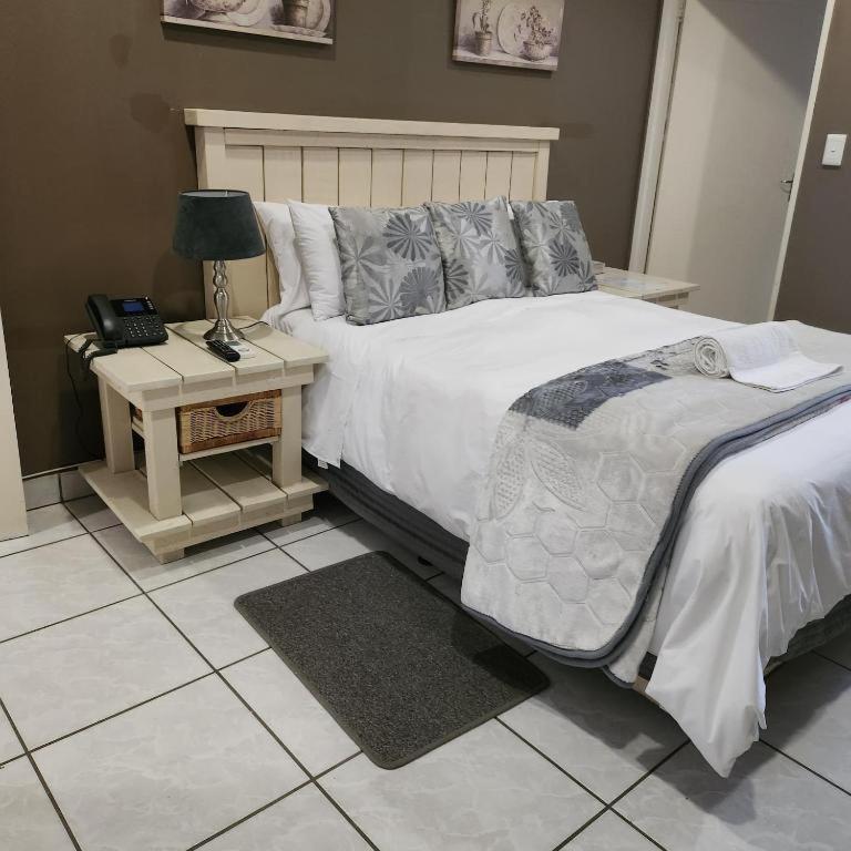 Casa Grande Guest Lodge Бритс Экстерьер фото