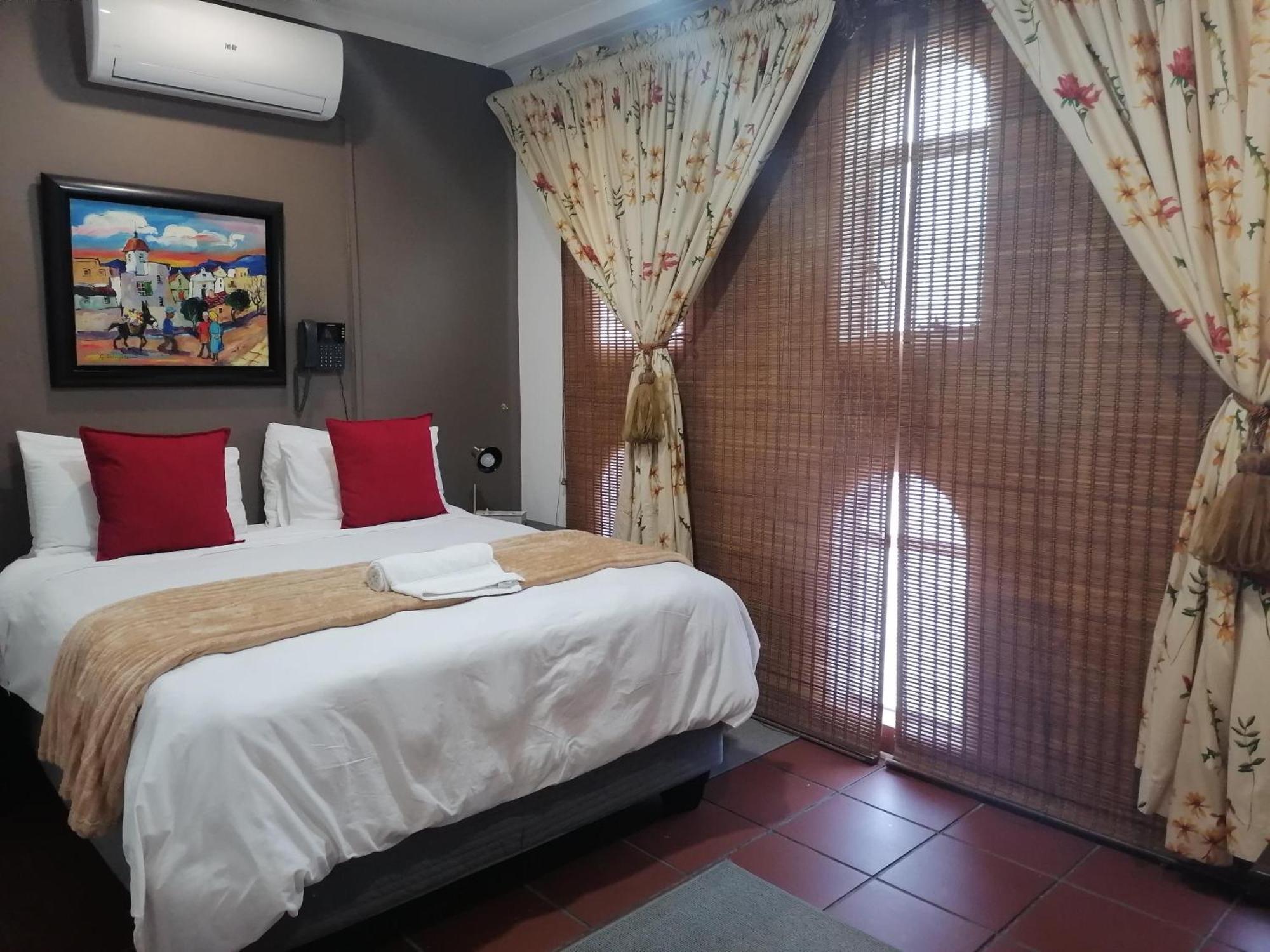 Casa Grande Guest Lodge Бритс Экстерьер фото